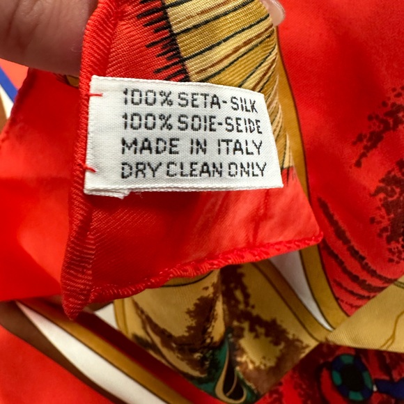 VINTAGE HERMES FEUX D’ARTIFICE FIREWORKS RED SILK SCARF WRAP 1937-1990 34X34 - Picture 5 of 6